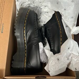 Dr. Martens 1461 Quad 11 charcoal Grey